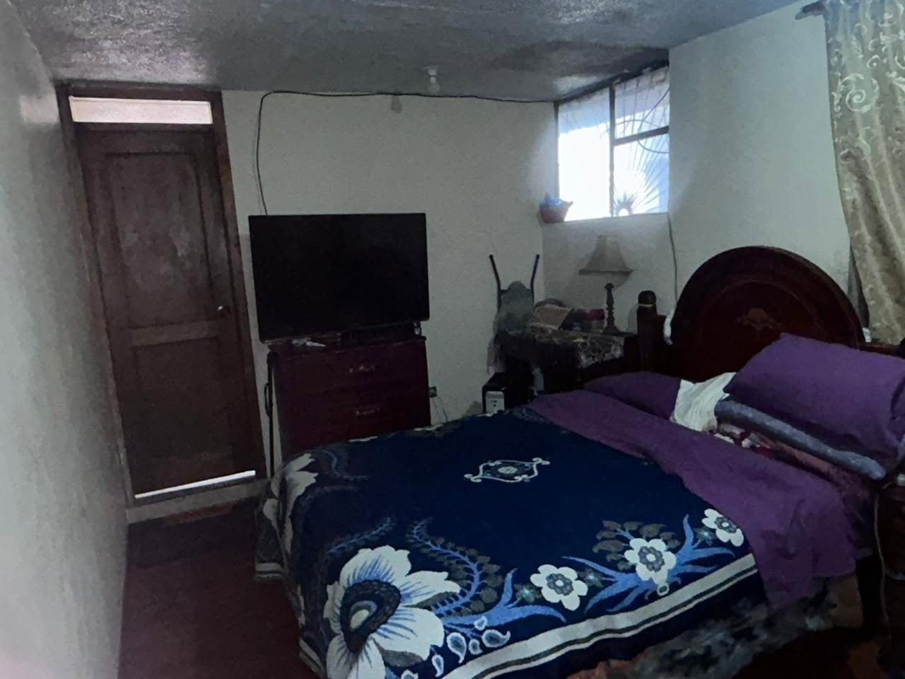 ¡CASA ESQUINERA EN VENTA! 🏡 – La Merced, Sur de Quito 📍